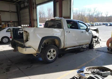 2017 Toyota Tundra Platinum 5.7L V8 from USA, damaged, VIN 5TFAW5F13HX595493